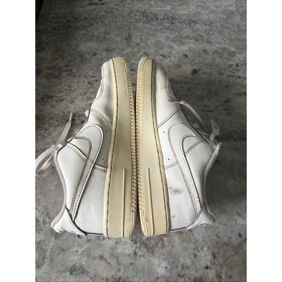 Nike Air Force One 6.5 M/8.5W - Picture 5 of 7